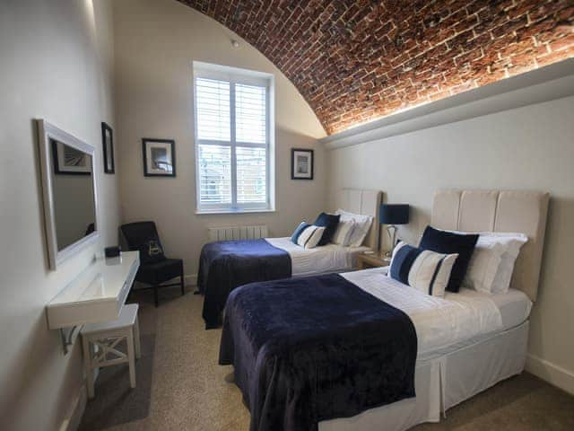 Twin bedroom | The Officers Mess, Freshwater