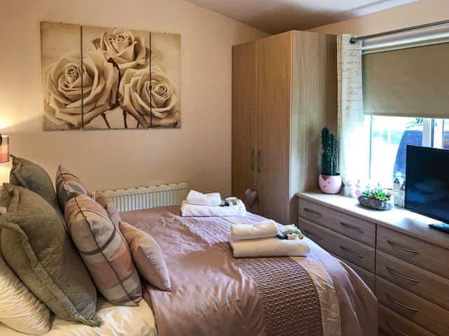 Double bedroom | Kernewk Chy, St Minver Holiday park