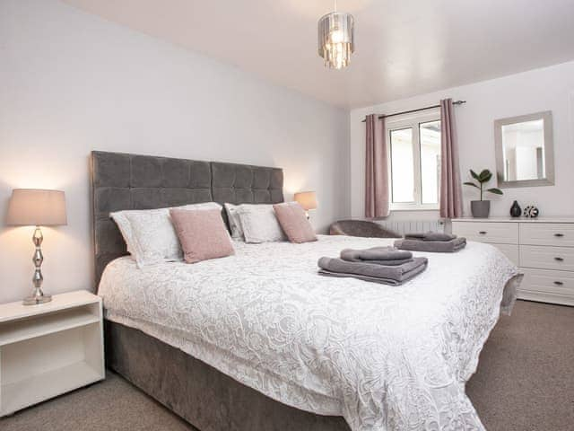 Bedroom arranged as Double bedroom | Higher Trewithen Holiday Cottages- The Hayloft - Higher Trewithen Holiday Cottages, Sithians, near Falmouth