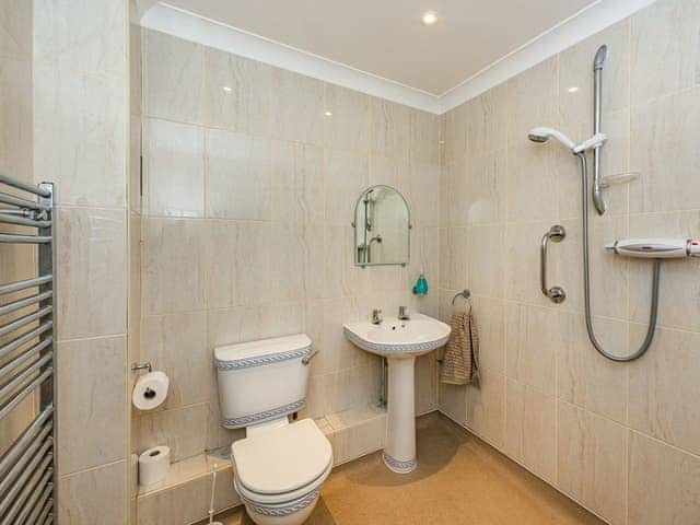 Bathroom | The Brambles, Westergate