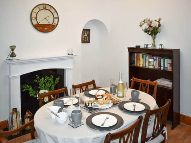 Dining room | Falcon Crest, Whitby