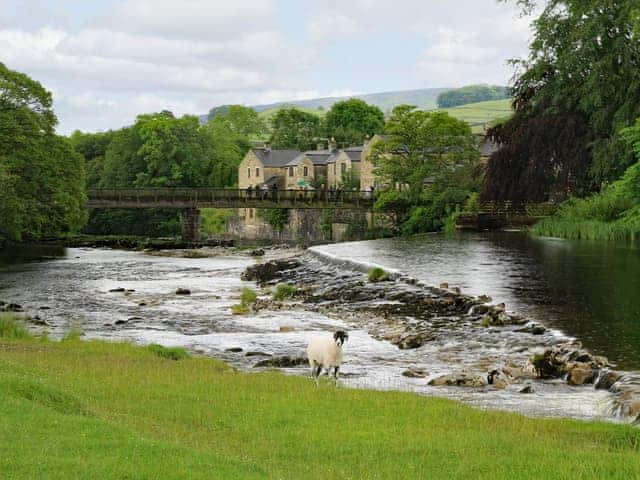 Surrounding area | Clouds End, Linton Falls, near Grassington