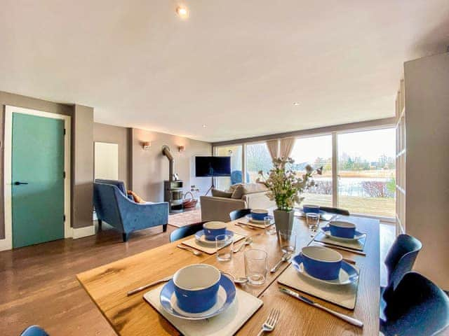 Open plan living space | Linnet Cottage, South Cerney