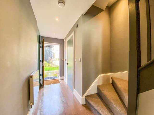 Hallway | Linnet Cottage, South Cerney