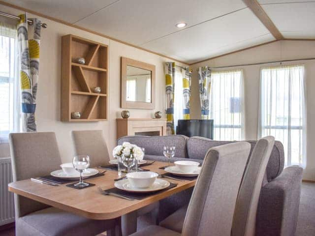 Dining Area | The Endeavour - Flask Country Lodges, Robin Hood&rsquo;s Bay