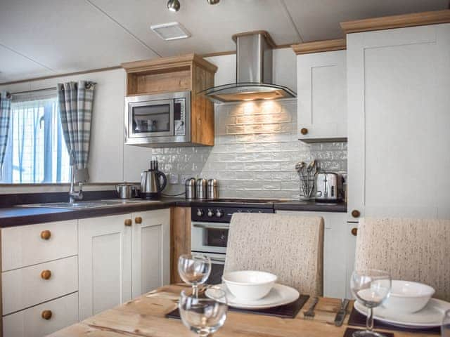 Dining Area | Everard - Flask Country Lodges, Robin Hood&rsquo;s Bay