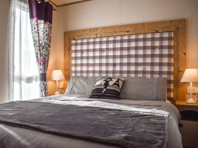 Double bedroom | Everard - Flask Country Lodges, Robin Hood&rsquo;s Bay