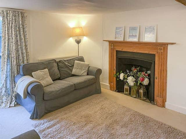 Snug | White Horse Cottage, West Meon, near Petersfield