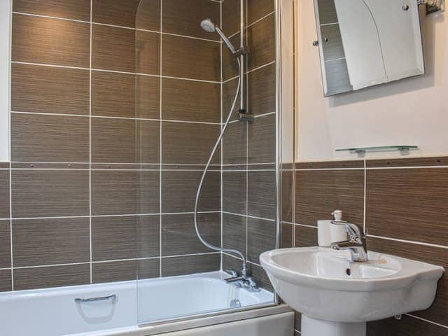 Shower room | Harlie House, Whitby