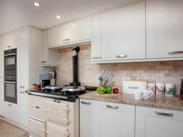 Kitchen area | Dunstone Cottage, Cadover Bridge