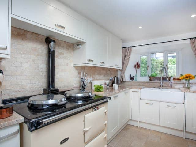 Kitchen area | Dunstone Cottage, Cadover Bridge