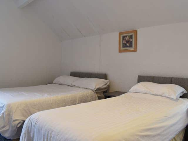 Twin bedroom | Ocean View House, Blackpool