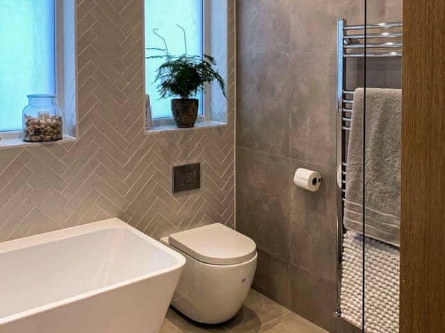 Shower room | Holland Beach Bungalow, Clacton on Sea