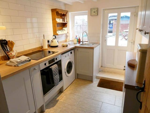 Brand new kitchen fitted March 2022 | Jenny&rsquo;s Cottage, Mundesley