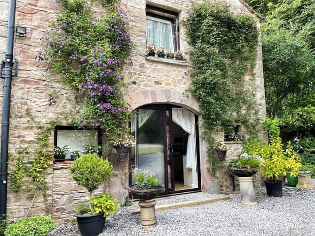 Exterior | Clematis Cottage, Church Brough, nr Kirkby Stephen