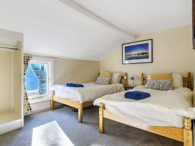 Twin bedroom | Porthgate, Portscatho