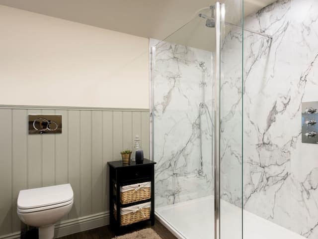 En-suite | Woodhaven - Grange Cottages, Grange Over Sands