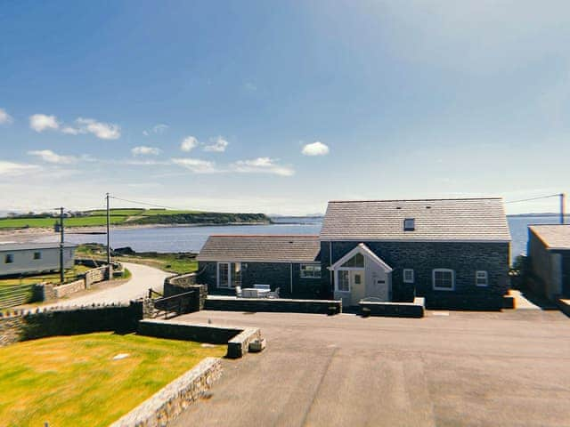 Exterior | Yr Efail - Penrhyn Farm Cottages, Llanfwrog, near Holyhead