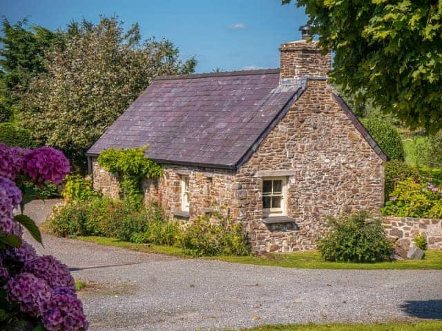 Exterior | Primrose Cottage - Summerhill Cottages, Amroth