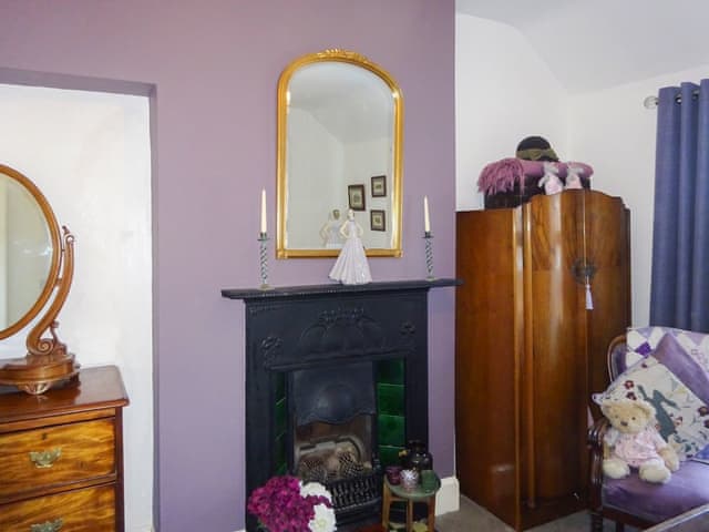 Double bedroom | Willowfield Cottage, Thornton-Le-Dale