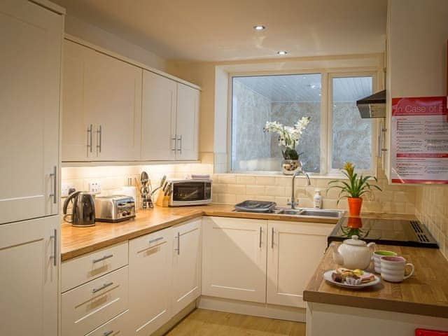 Kitchen | Town House I - The Town Houses, Scarborough