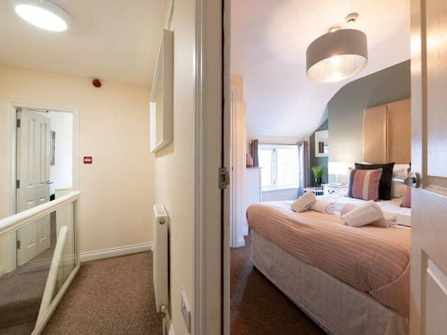 Double bedroom | Town House I - The Town Houses, Scarborough