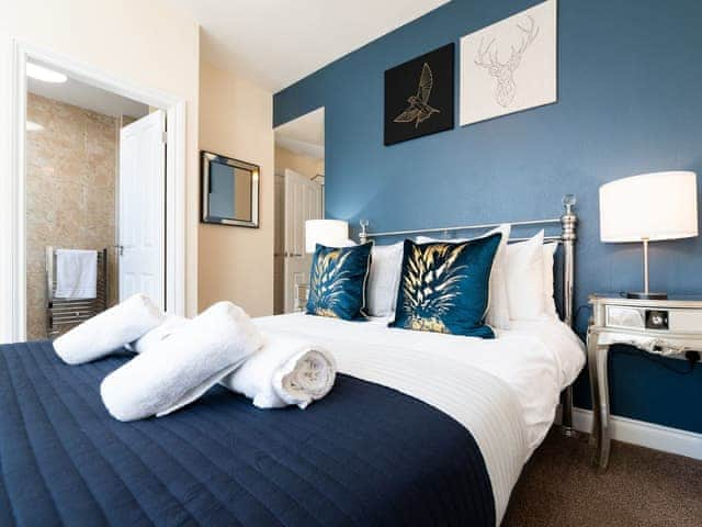 Double bedroom | Town House I - The Town Houses, Scarborough