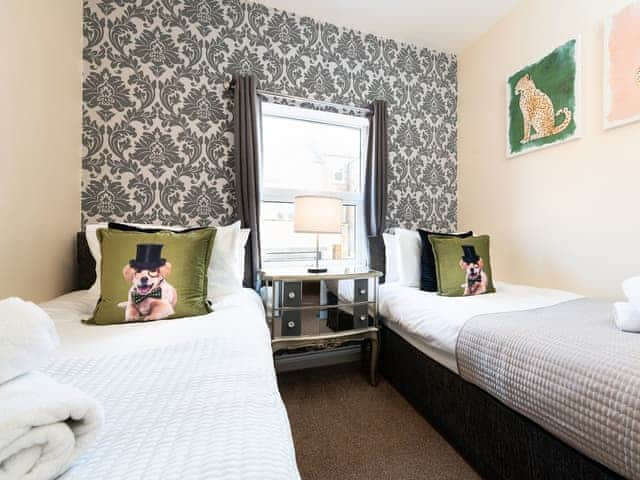 Twin bedroom | Town House I - The Town Houses, Scarborough