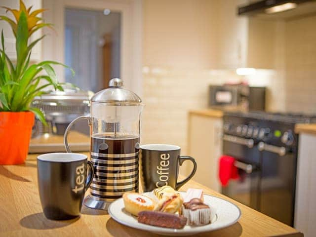 Kitchen | Town House II - The Town Houses, Scarborough