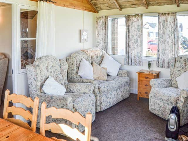 Living room/dining room | Sea-Scape, Bacton