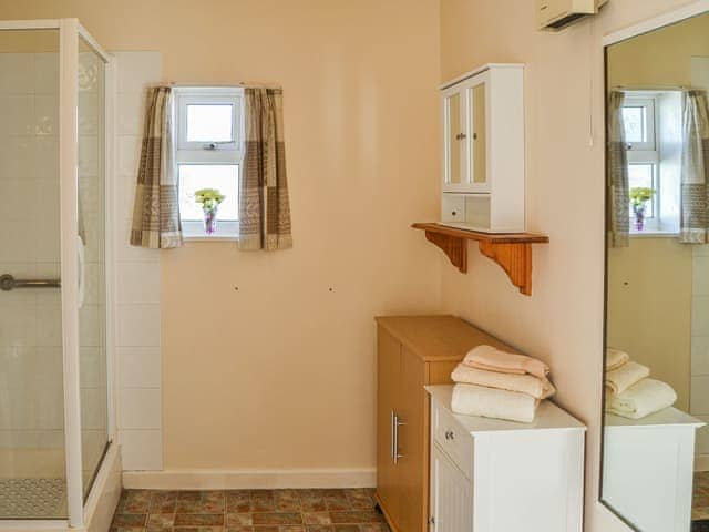 Shower room | Sea-Scape, Bacton