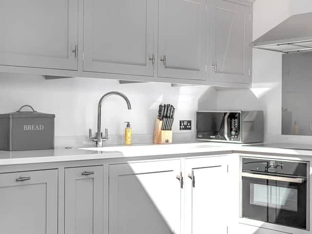 Kitchen area | Little Mount, St Mawes