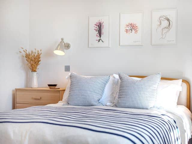 Double bedroom | Little Mount, St Mawes