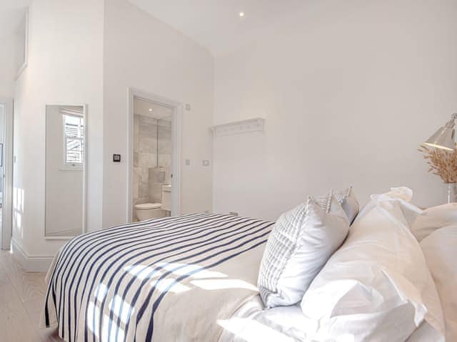 Double bedroom | Little Mount, St Mawes