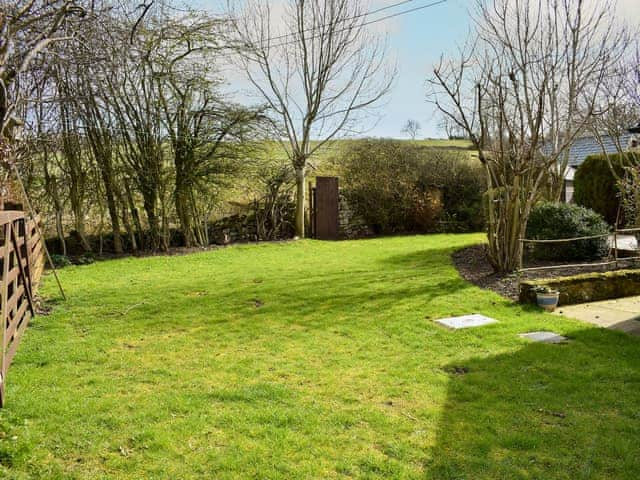 Garden | Riverside Cottage, Maulds Meaburn in the Eden Valley, Cumbria