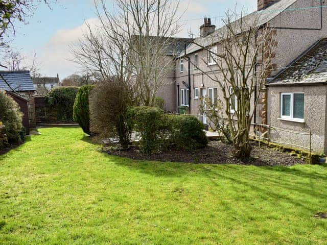 Garden | Riverside Cottage, Maulds Meaburn in the Eden Valley, Cumbria