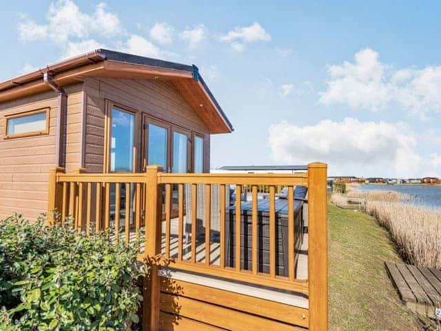 Exterior | Coastal Retreat - The Laurels, Addlethorpe, near Skegness