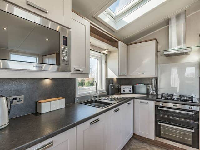 Kitchen area | Reed Roost - The Laurels, Addlethorpe, near Skegness