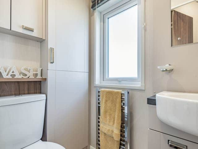 Shower room | Reed Roost - The Laurels, Addlethorpe, near Skegness