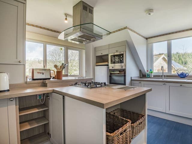 Kitchen | Clock Cottage - Rockenhayne Farmstead, Branscombe