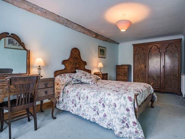 Double bedroom | Clock Cottage - Rockenhayne Farmstead, Branscombe