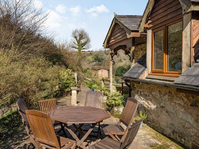 Sitting-out-area | Clock Cottage - Rockenhayne Farmstead, Branscombe