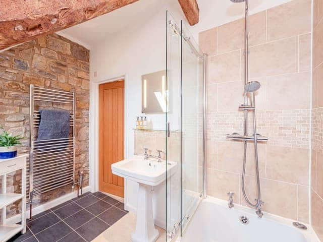 Bathroom | Rose Cottage, Wrantage, near Taunton