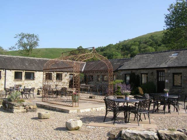 Exterior | Elbeck - Stonelands Farmyard Cottages, Litton near Kettlewell