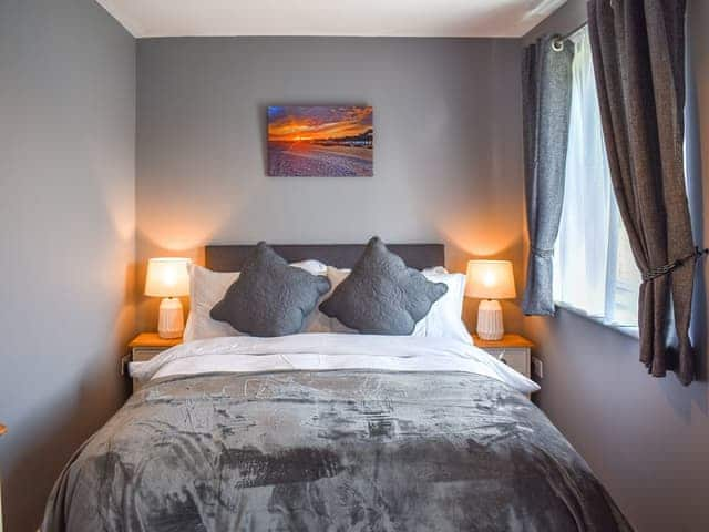 Double bedroom | Sea Breeze, Kessingland