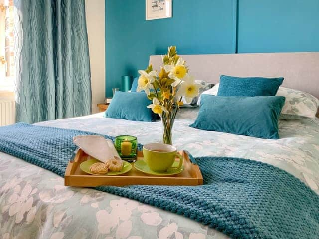 Welcoming double bedroom | California Halt, California, near Great Yarmouth