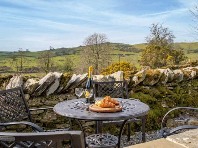 Sitting-out-area | Waingap Cottage, Crook, near Windermere