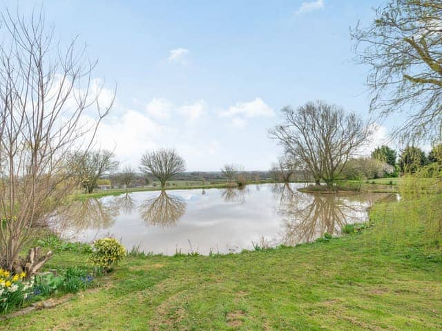 Garden and grounds | Cottage 9 - Willow Cottages, Ashby cum Fenby