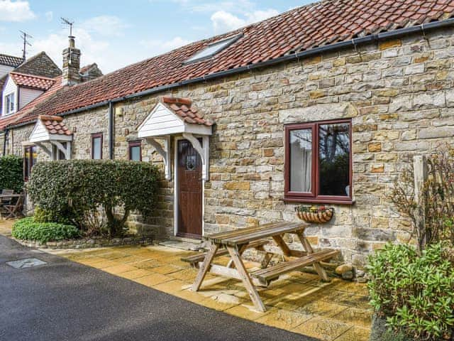 Exterior | Gowland Farm- Bartlett&rsquo;s Barn - Gowland Farm, Cloughton, near Harwood Dale