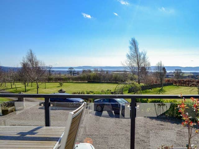 View | Grange Loft - Grange Holidays, Dundee